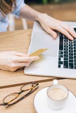 Trạm giải trí trực tuyến